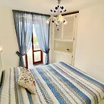 Villa Amalu Piscina E Giardino