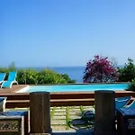 Villa Amalu Piscina E Giardino *