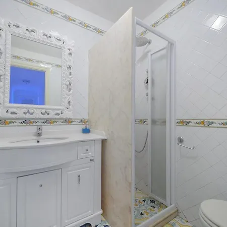 Amalu Piscina E Giardino וילה