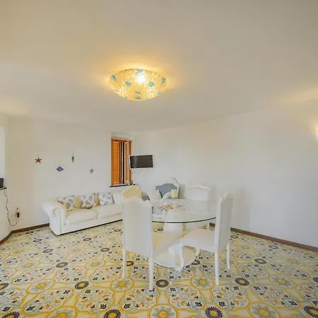 וילה Amalu Piscina E Giardino קאפרי